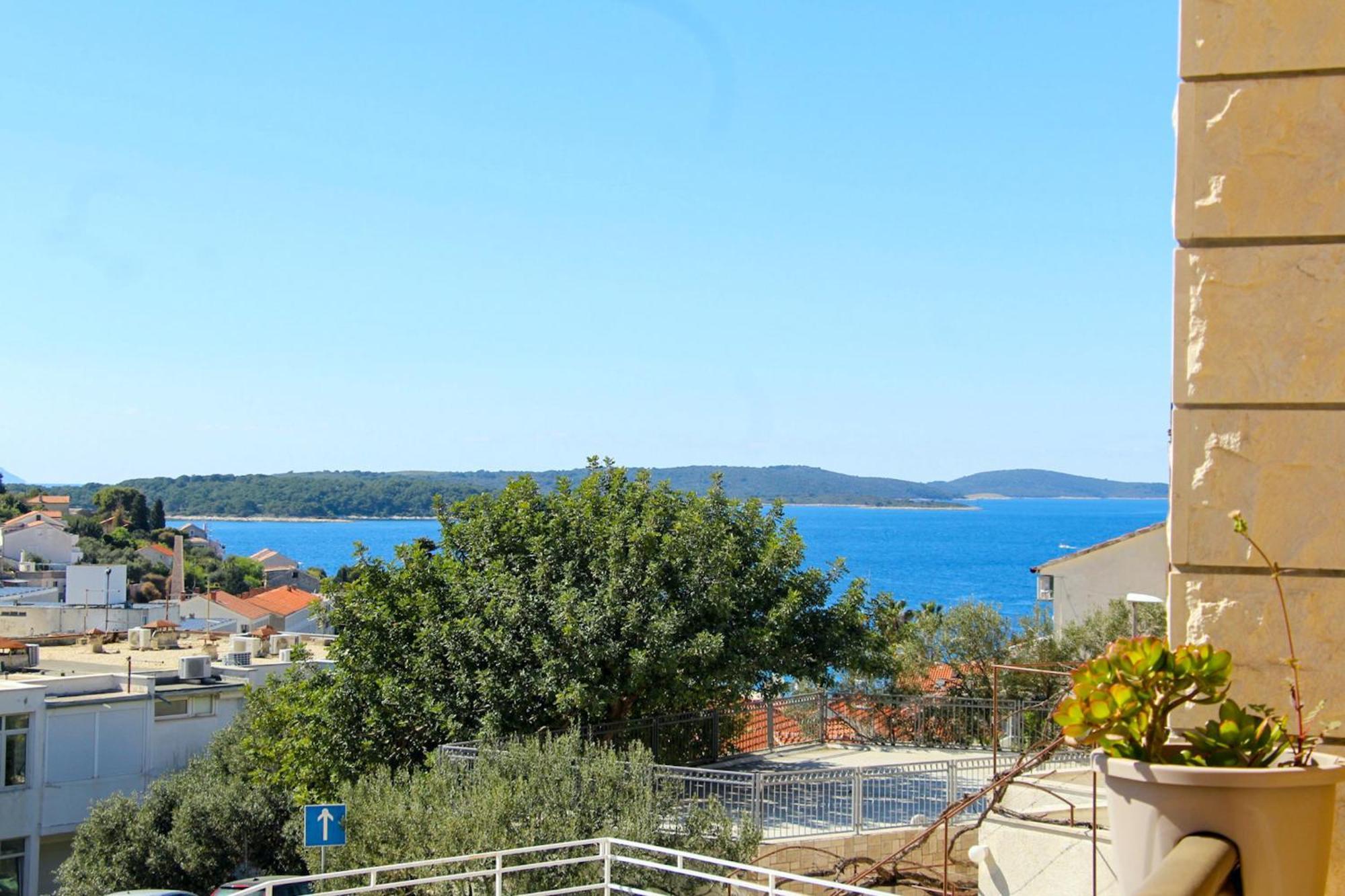 Apartments Molo Mare Hvar Town Esterno foto